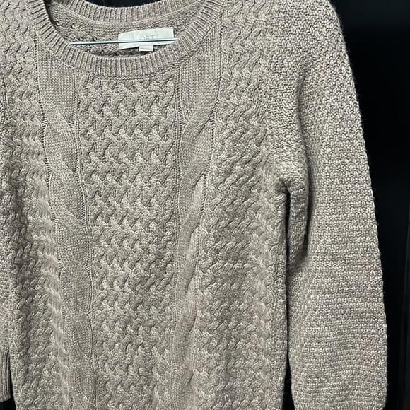 Loft- brown crewneck sweater with 3/4 length sleeves - Picture 4 of 12